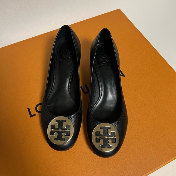 TORY BURSH leather heel shoes! - Picture 4 of 11